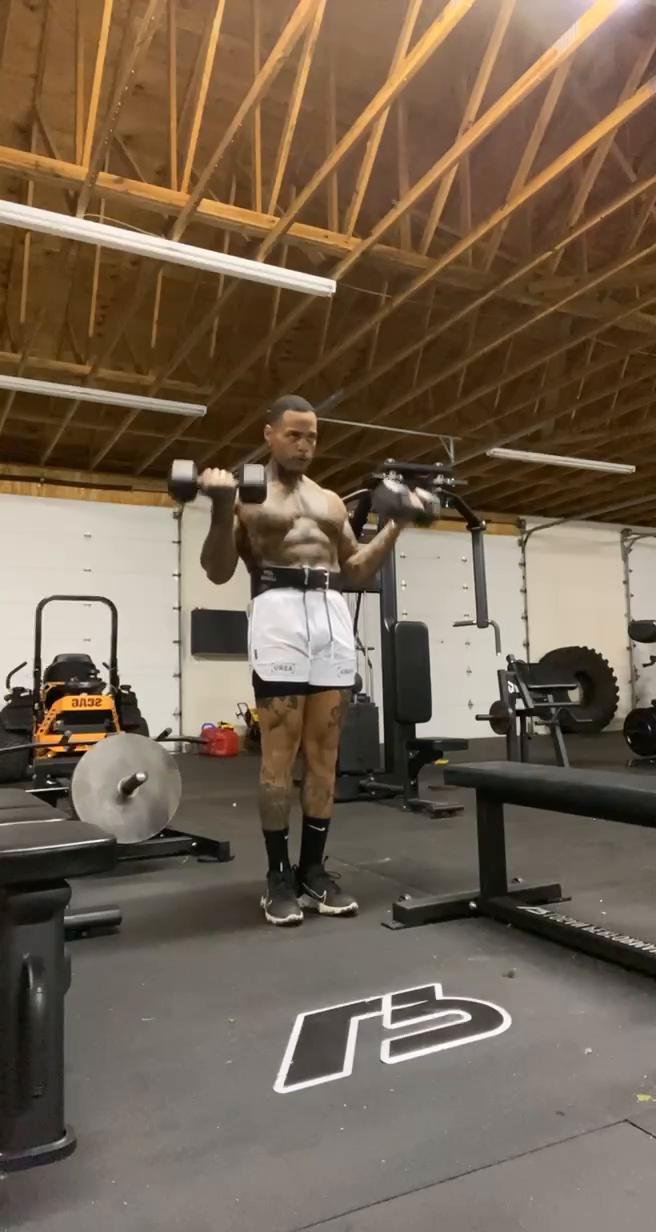 Alternating Bicep X Tricep