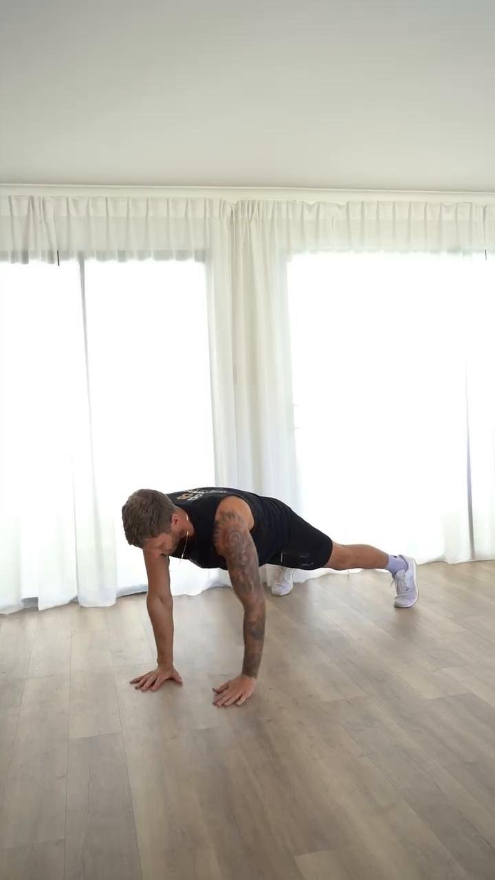 D2/W1 - AMRAP 
As many rounds as possible