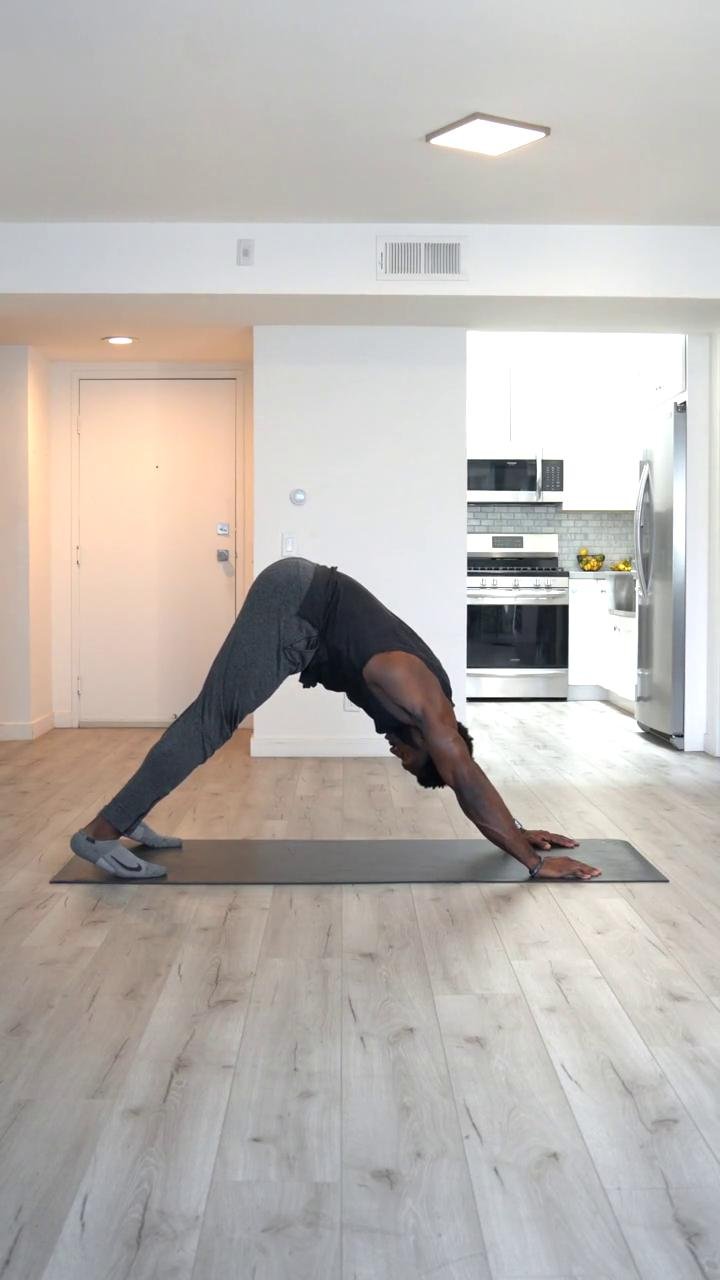 WEEK 1 DAY 4 [Full Body Recovery Stretch]