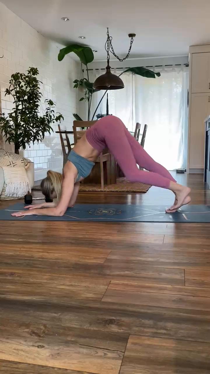 Day 10 | 15 min Abs 🫣