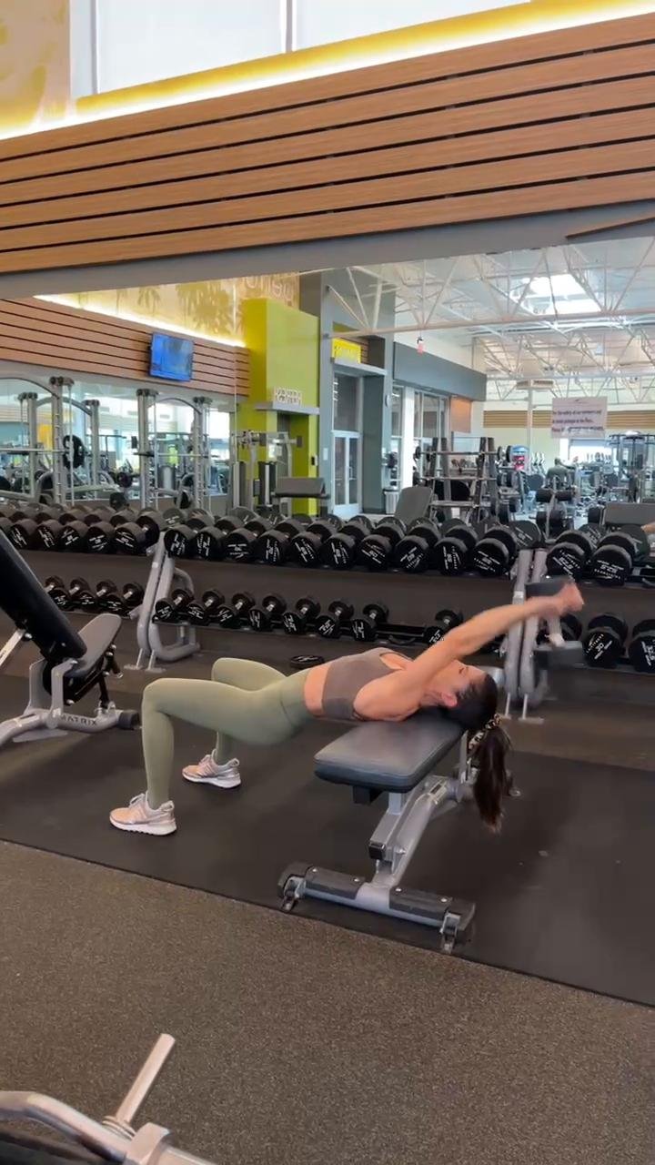 Lovely Lats