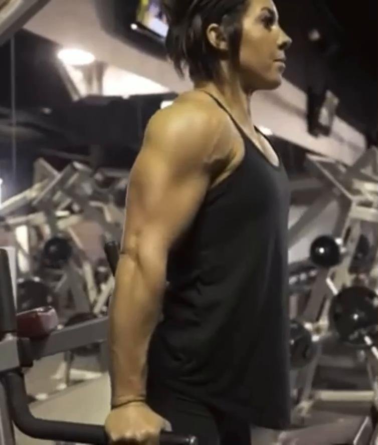 | GYM | CHEST/TRI