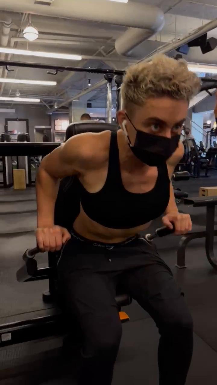 Chest and Shoulders 😝🙌