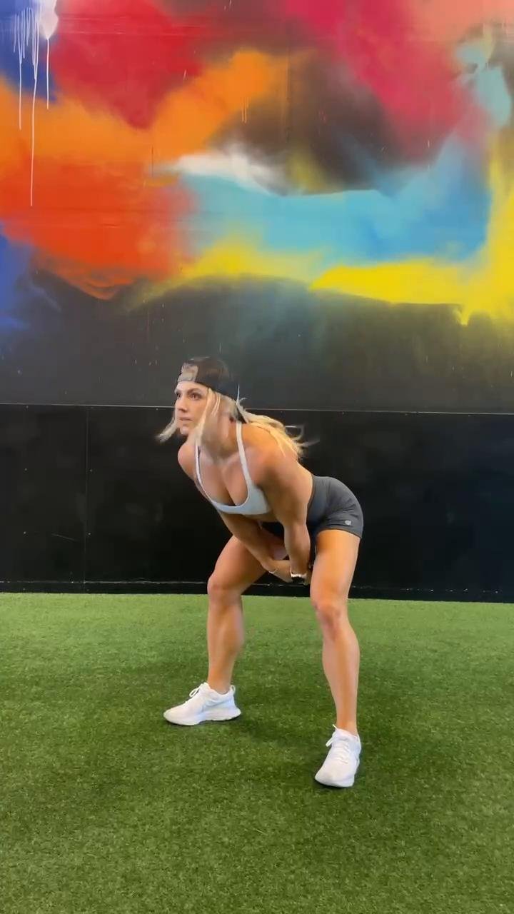 25 min KETTLEBELL LEGS