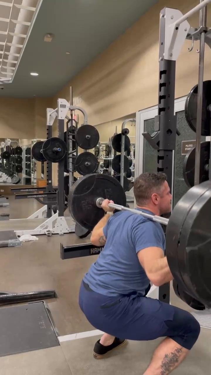 5x5 C (Sumo Squat, Wide Bench, Row, Glutes)