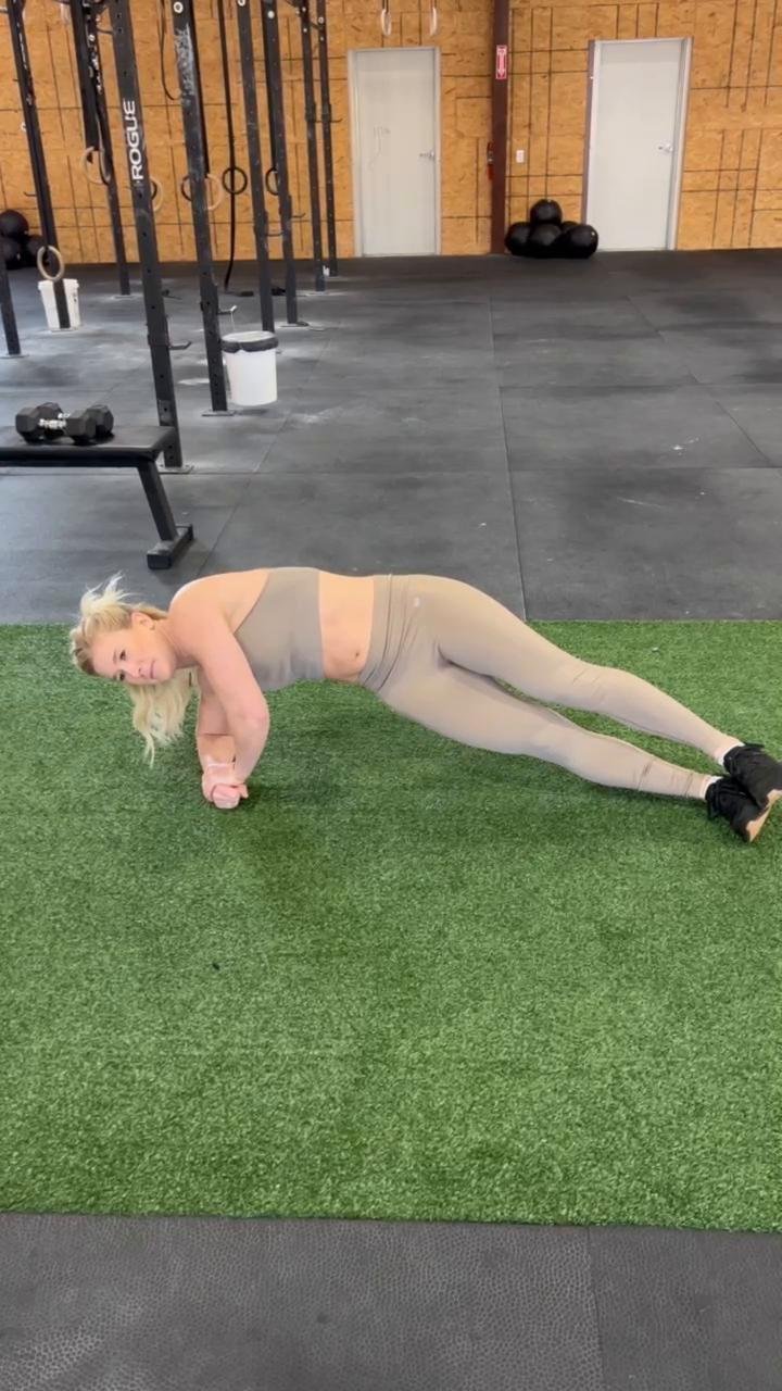 COMEBACK CHALLENGE | Week 1 Wednesday |  Lower Body + Abs