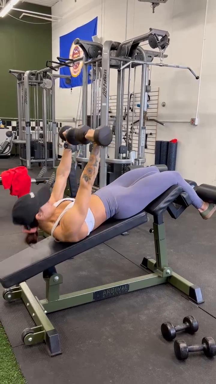 Shoulders and Core [CHALLENGE WK1/Day 3]