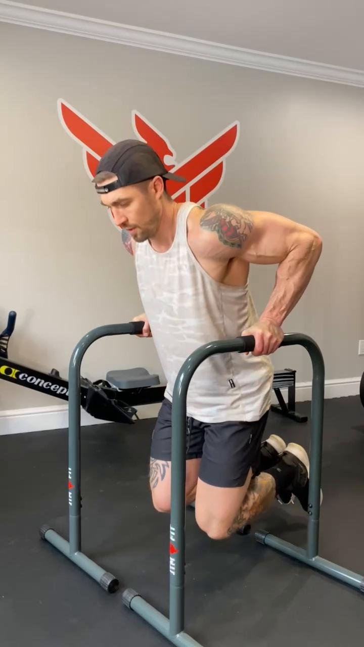 Bodyweight Workout: Upper Body AMRAP’s