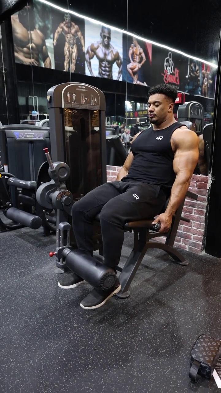 Advanced split Legs
