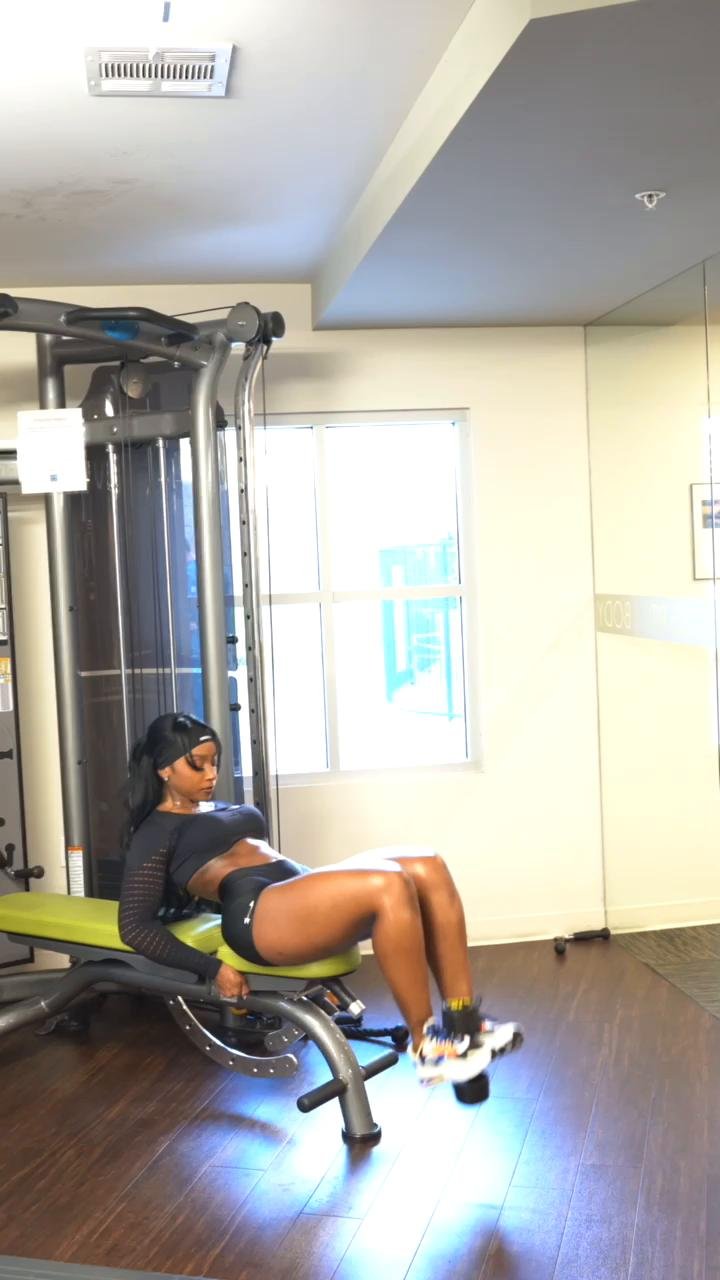 Sexy & Toned ABS #1👙