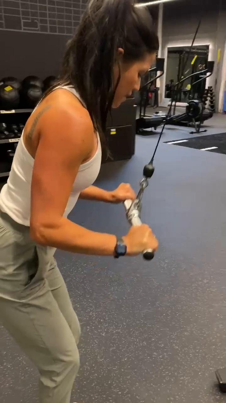 UPPER BODY/ GYM
