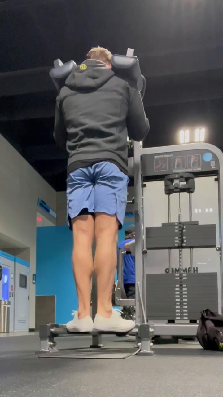 Day 2: 10 x 10 Legs & Abs
