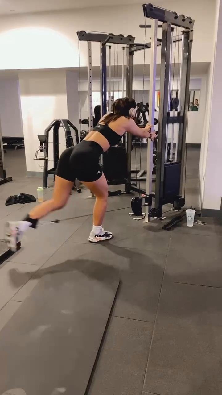 Week 1 - Day 3 
Glutes & Hamstrings