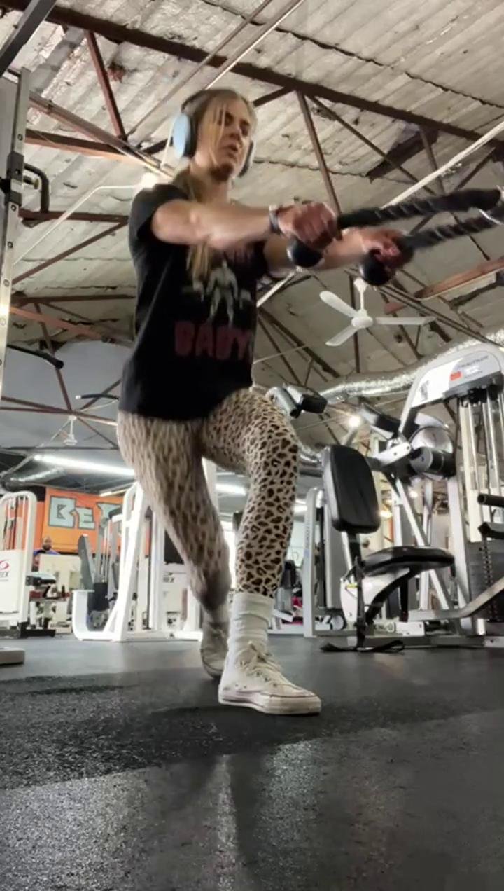 Summer Bodies: Back & Booty Gym Workout
