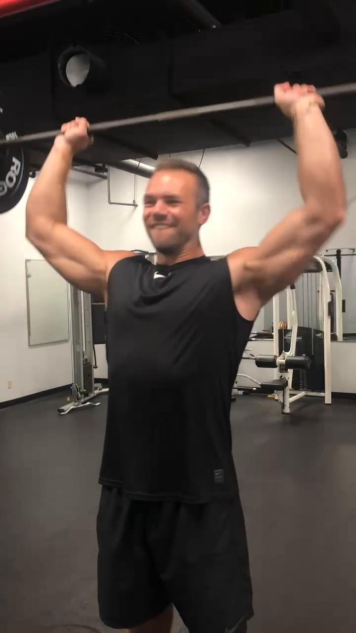 Bro Split: Shoulders
