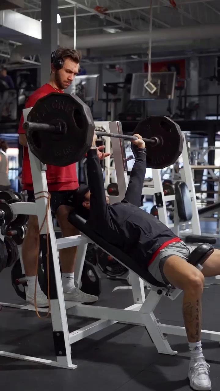 Monday (Chest and Shoulders)