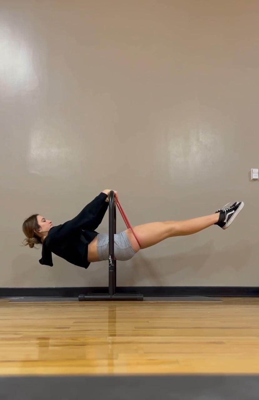 Front Lever Training