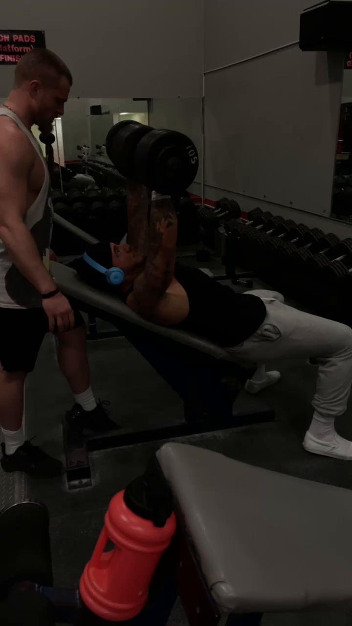 Chest/Shoulders