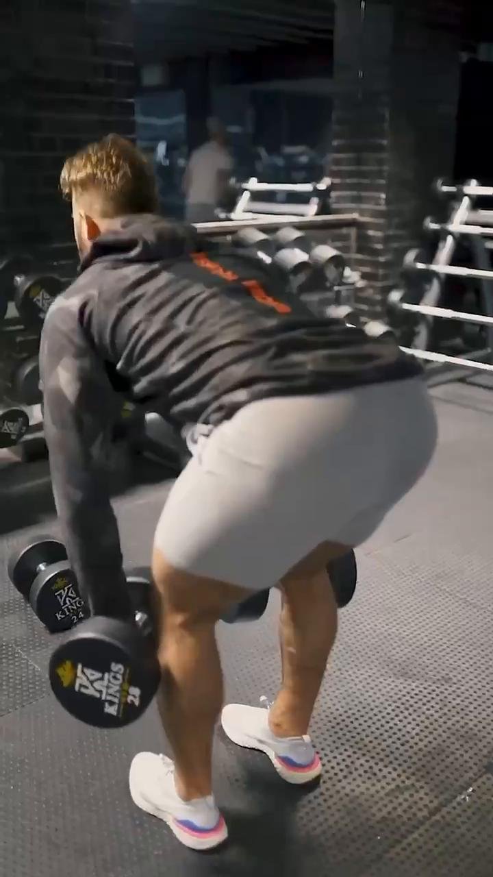 Day 3 - Legs (Quads, Hamstrings)
