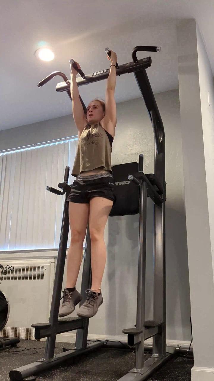 Hanging Core Ab Circuit