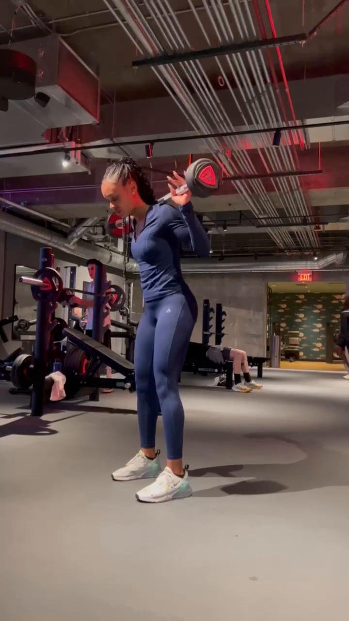 30-Min Legs & Abs Day Blast