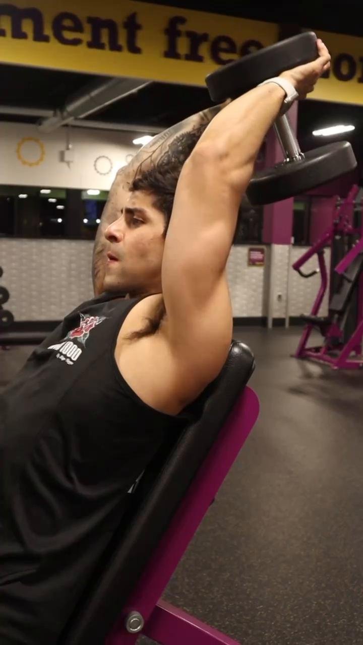 TRICEPS 3