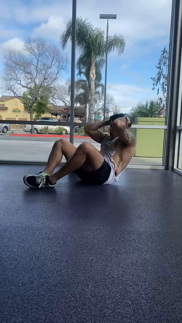 WEEK 1 - DAY 4 (Cardio/Abs)
