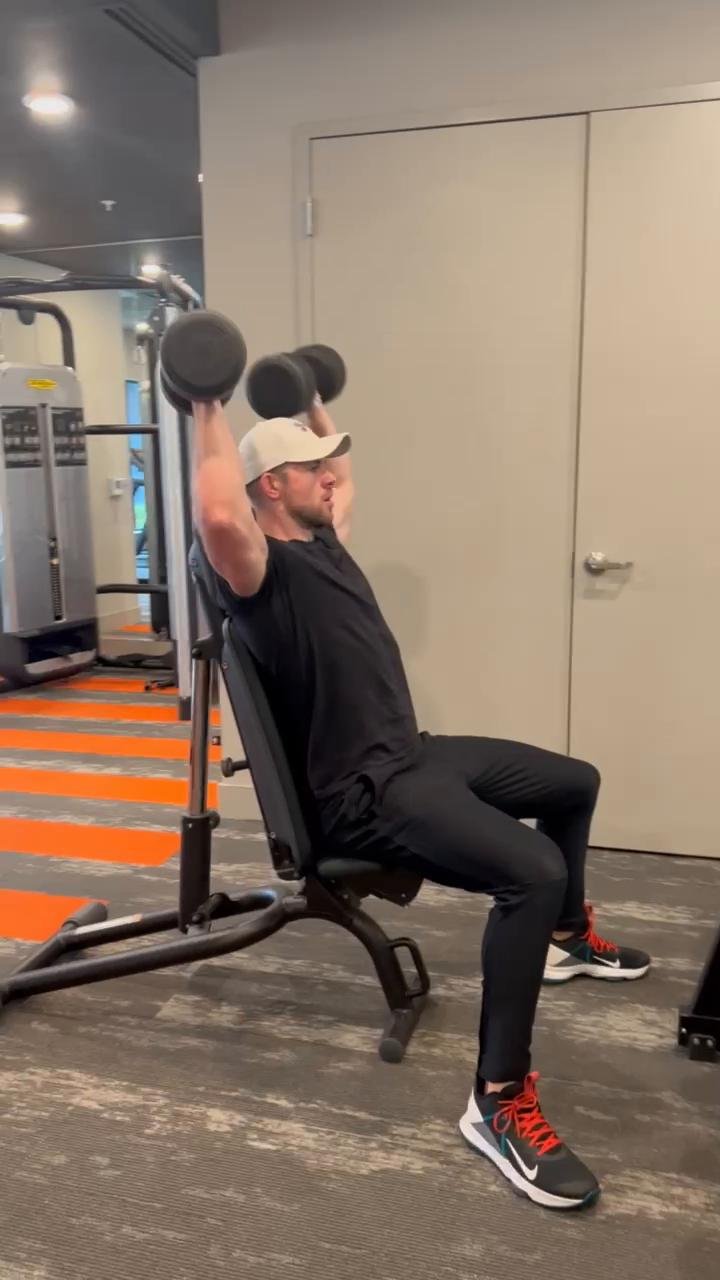 Bro Split: Shoulders