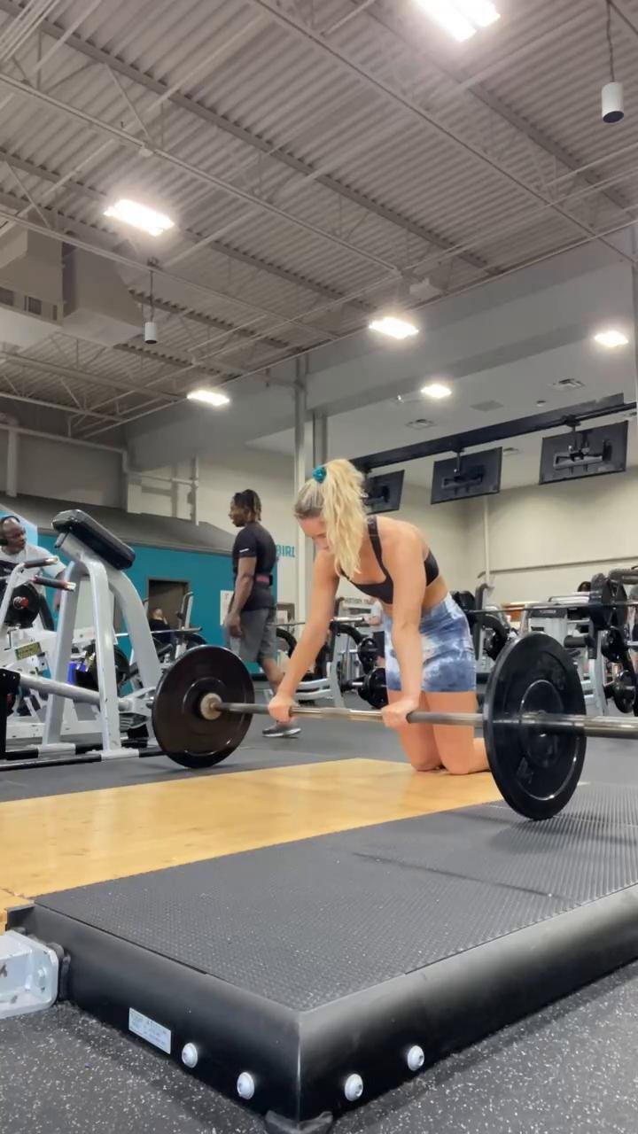Squat Thruster/Rollout Superset