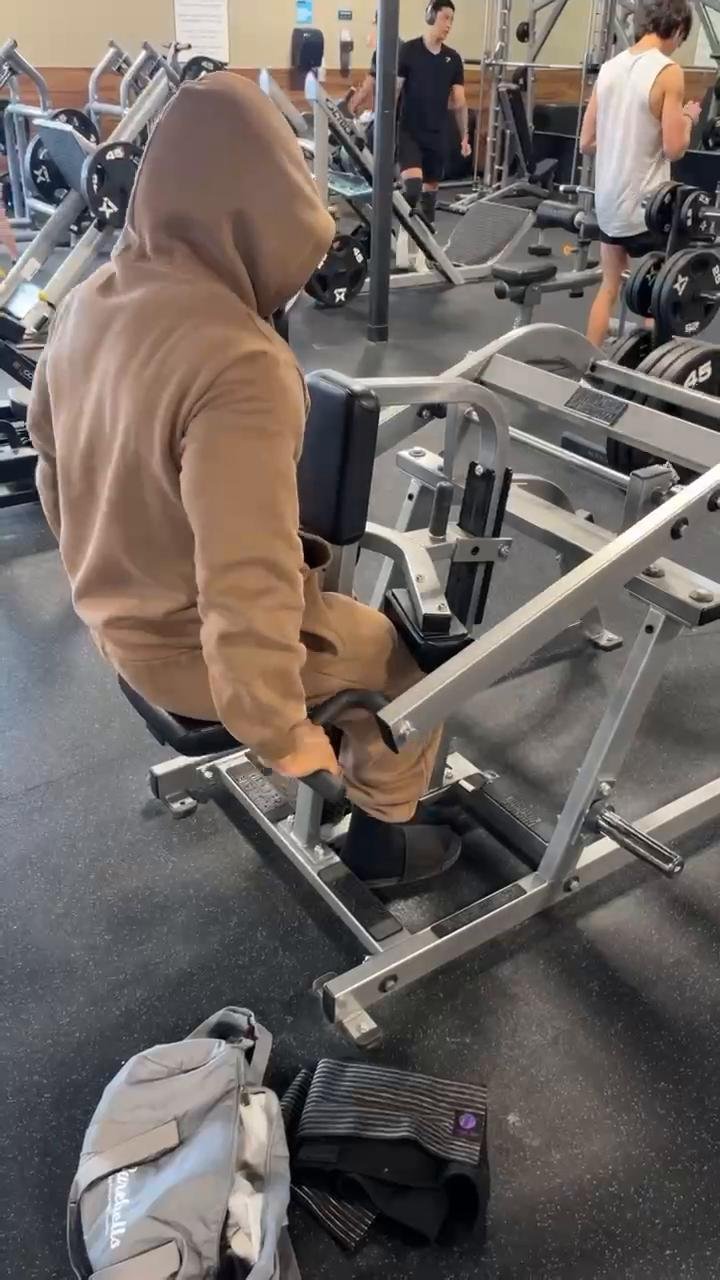 60 minute TRICEPS