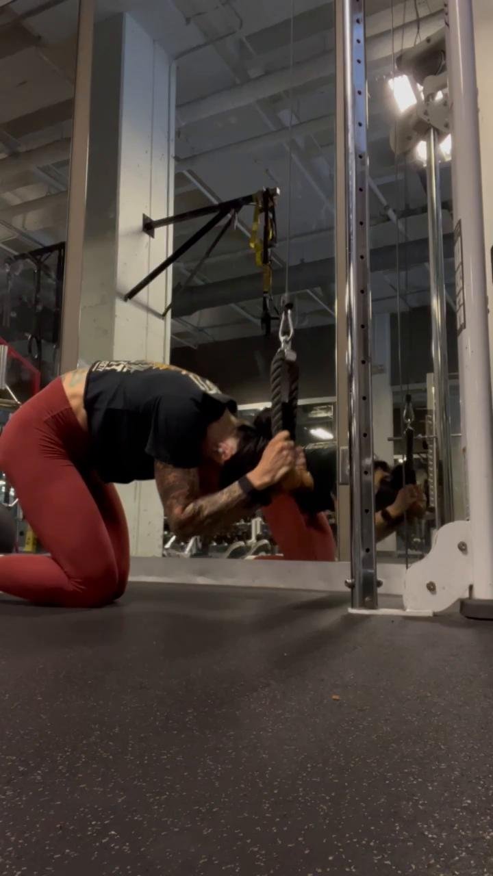 Day 2: ACCESSORY FOCUS