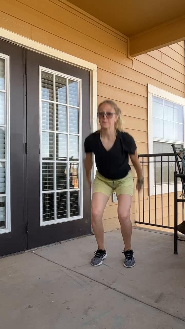 Core & Legs Bodyweight EMOM