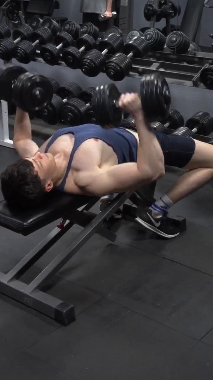 (Day 1) Monday. Chest, Triceps