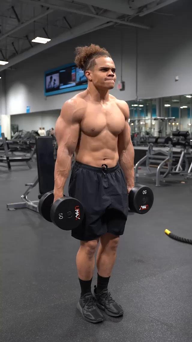 SHOULDER DAY