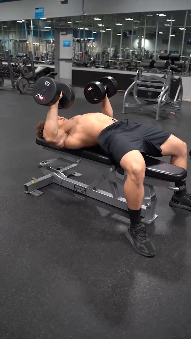 CHEST DAY
