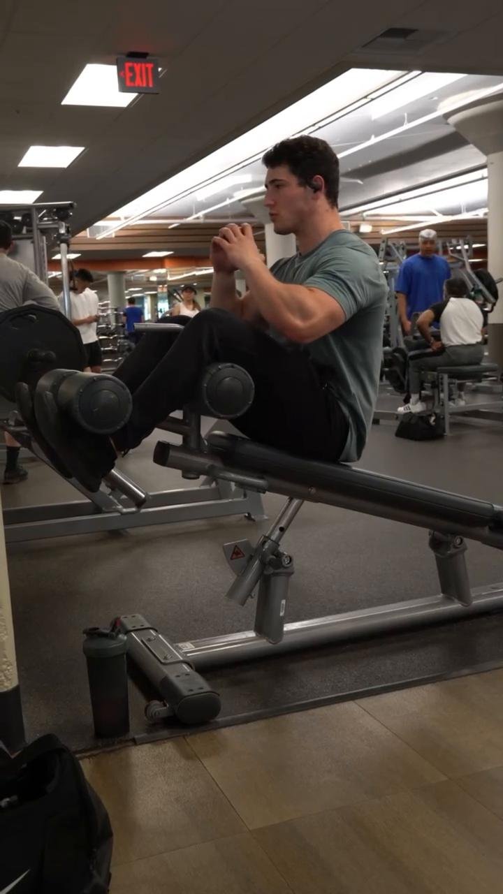 Decline Bench Sit Up