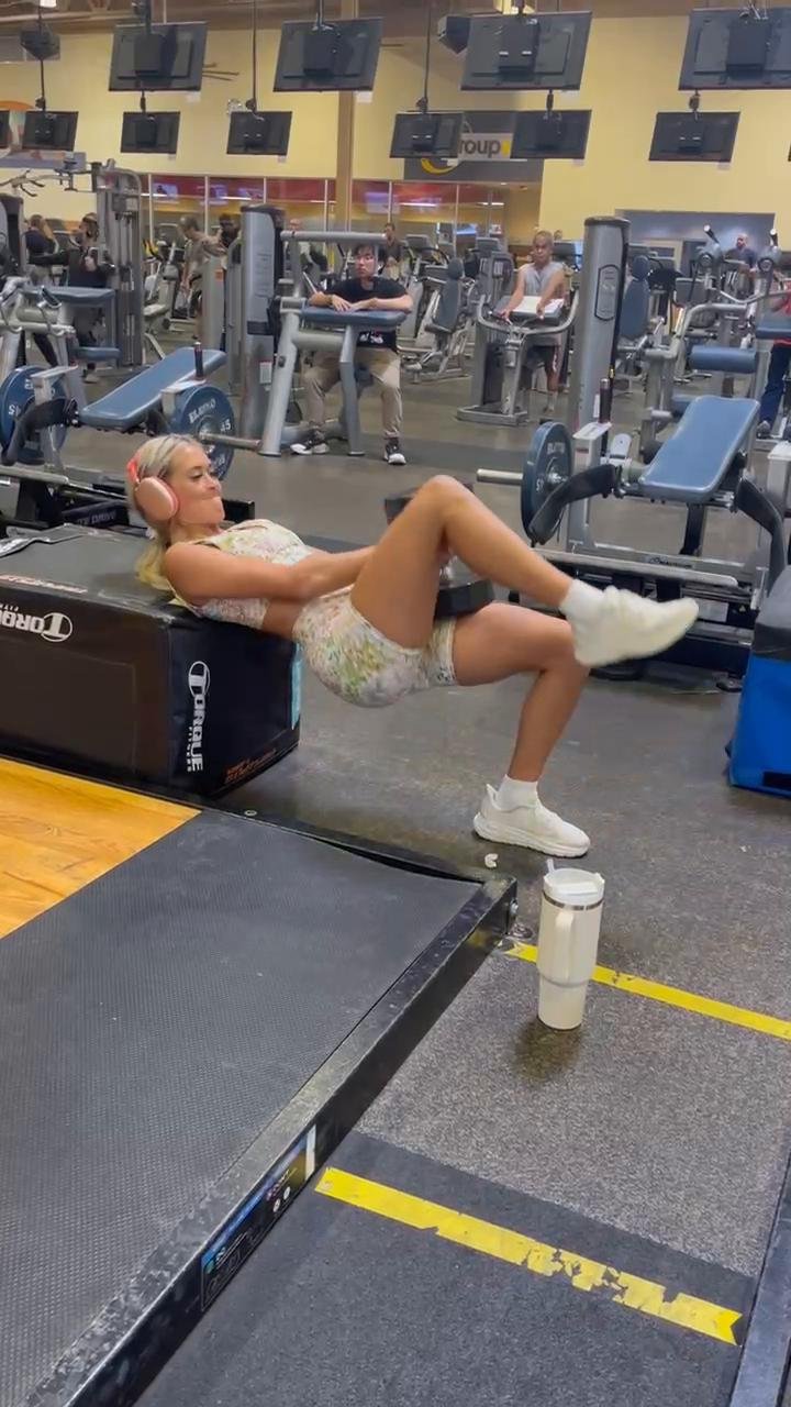Killer Booty (Gym)