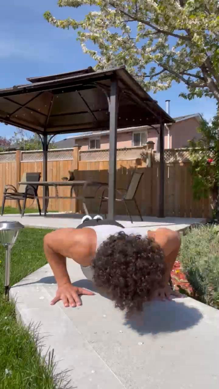 Explosive Push Ups