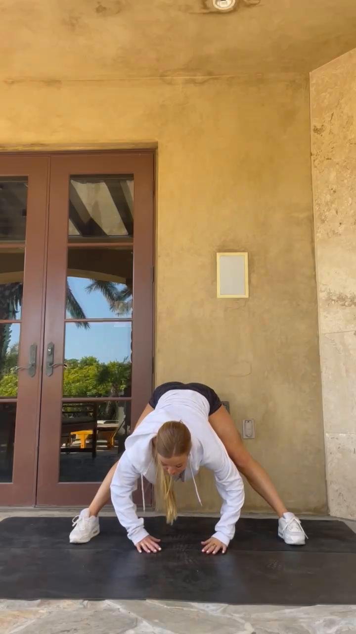 10 Minute Dynamic Warm-Up/Stretch
