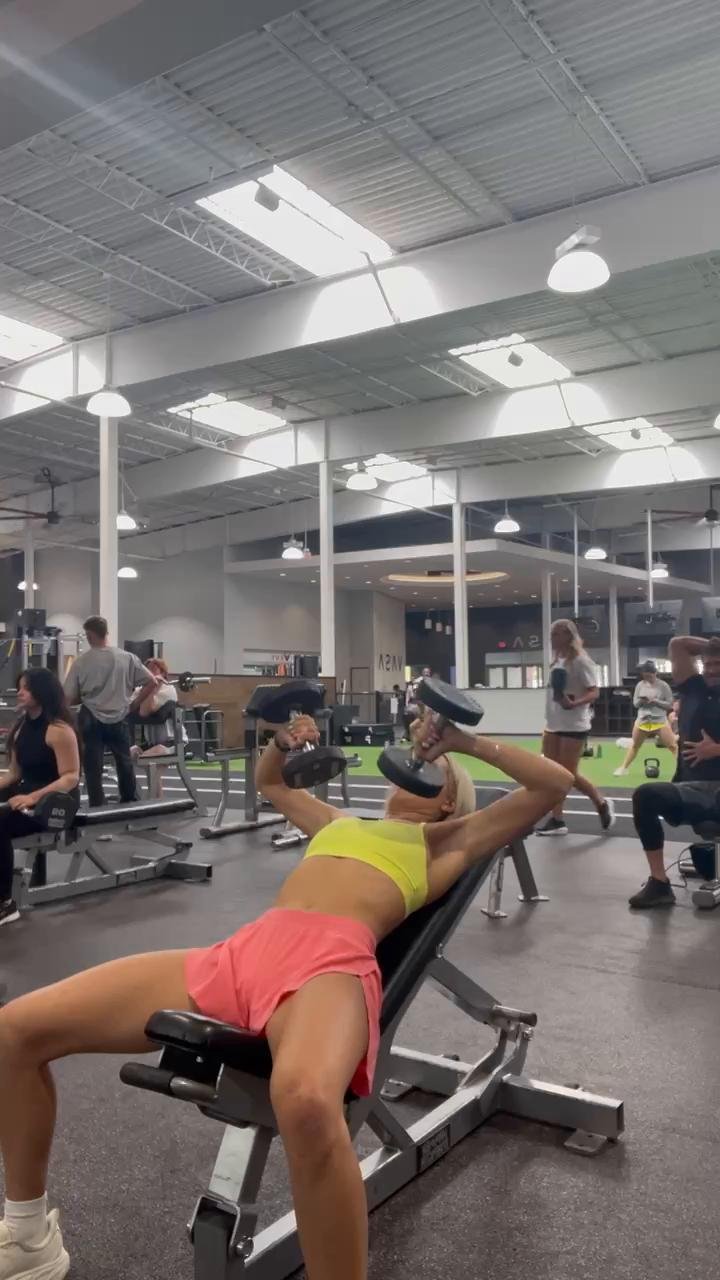 Shoulders + Triceps (Gym)