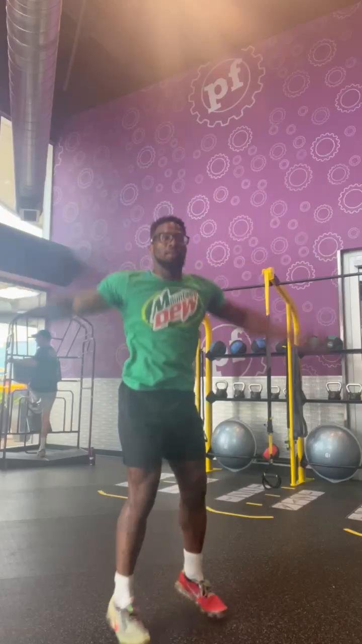 Moving jumping jacks