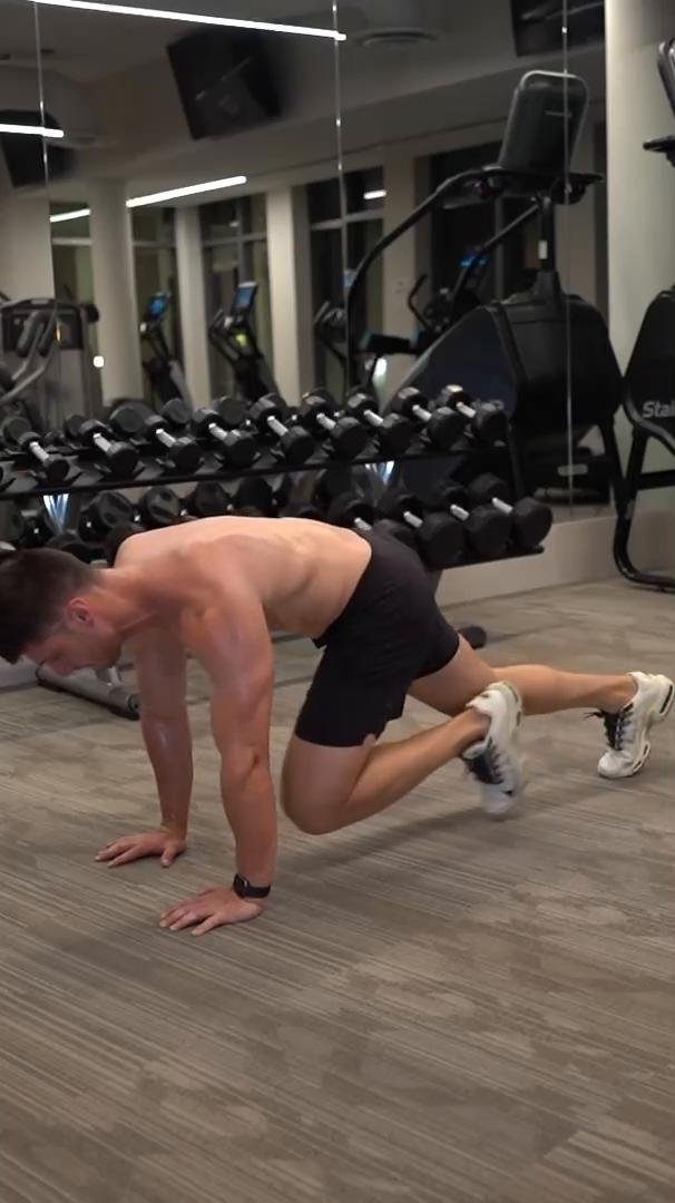 Total upper body HIIT