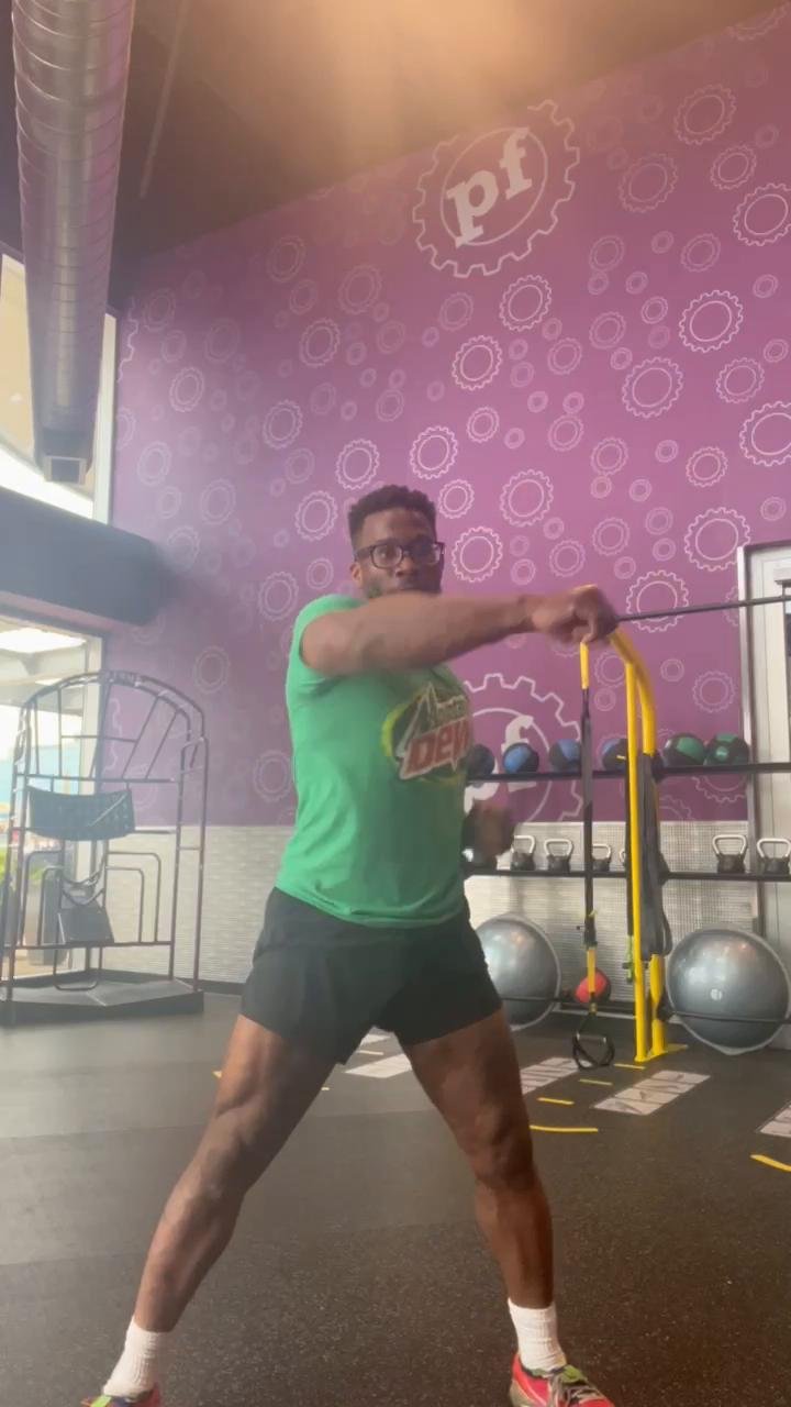 Punch squats