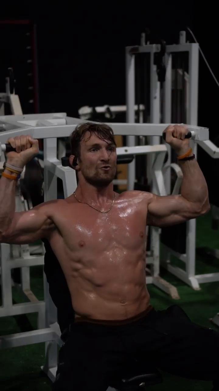 SHOULDER DAY POST SHOW