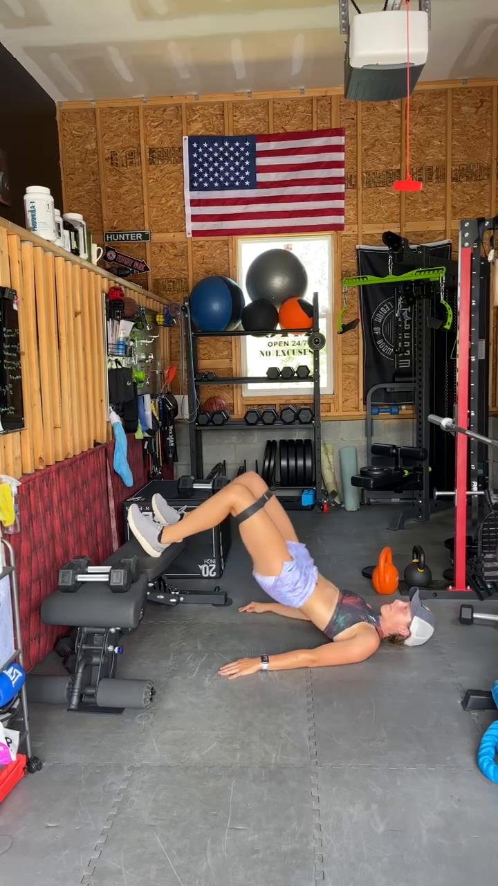 Dumbbell lower body
Week 1 & 3