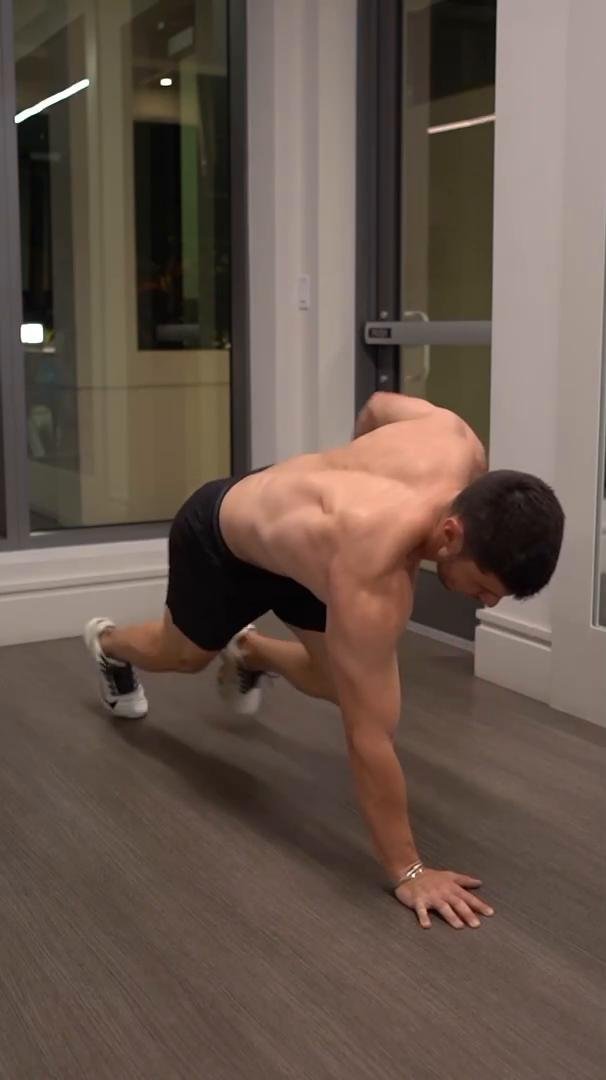 Total upper body HIIT