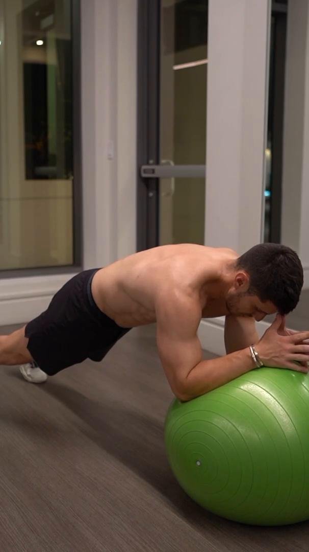 Strong Abs & Obliques