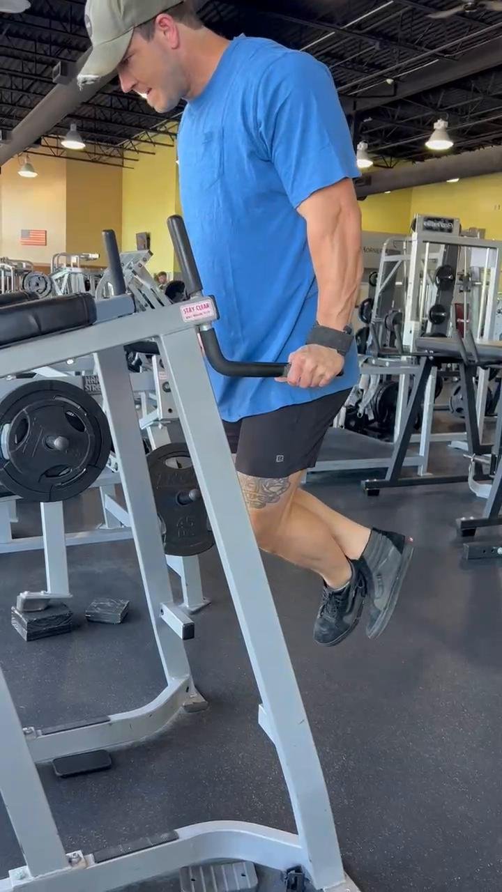 Chest & hint of tri’s