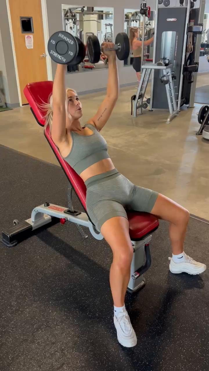 SHOULDERS+TRIS+CHEST