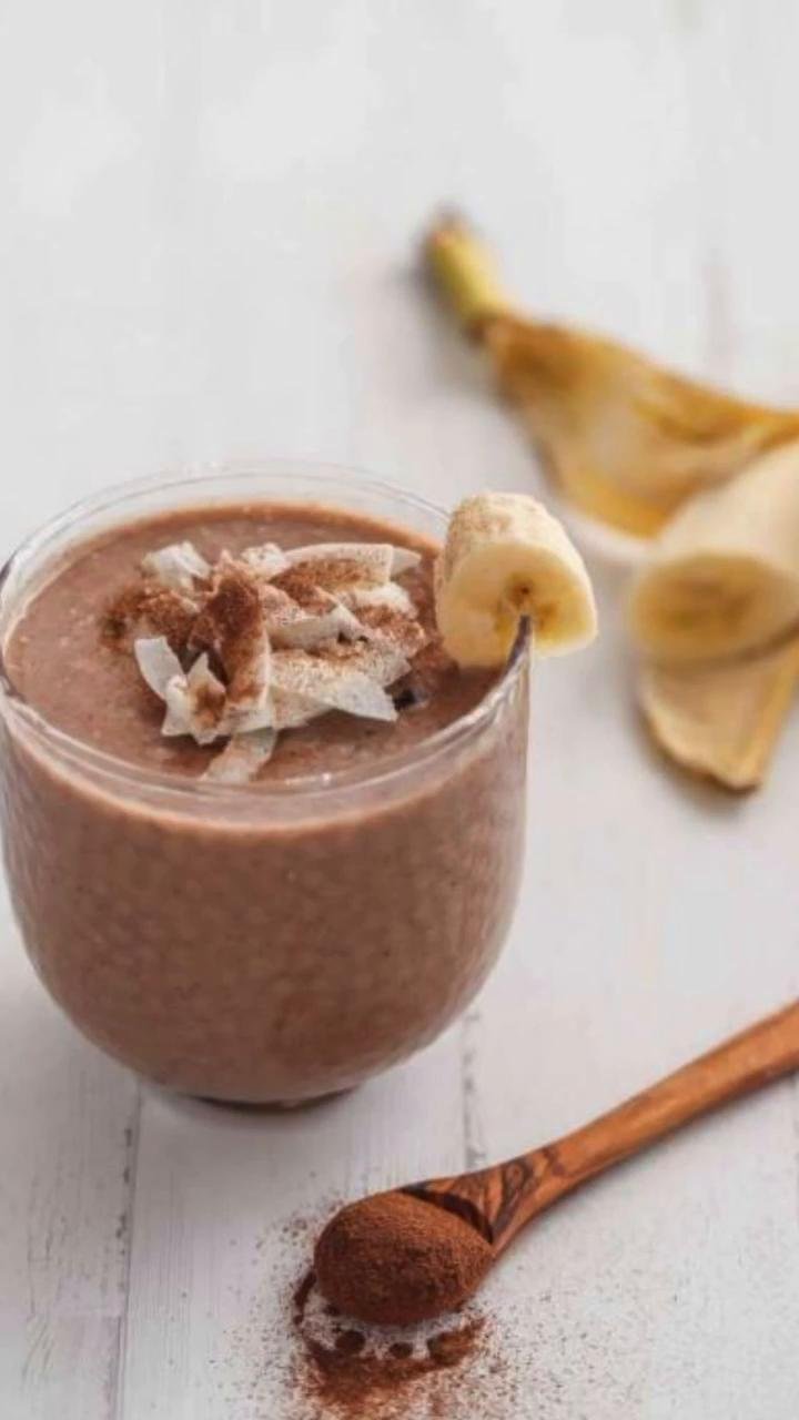 Cinnamon Roll Protein Smoothie